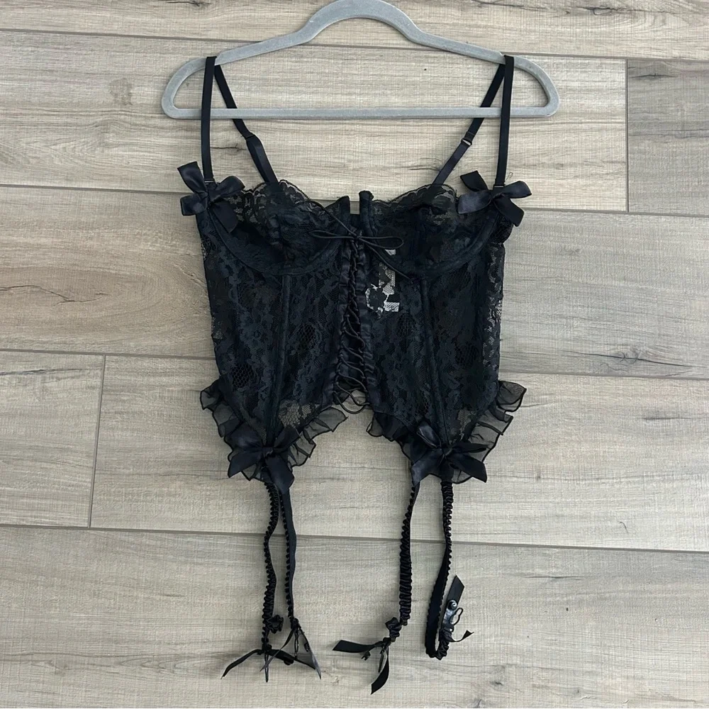 Vintage Victorias Secret Gold Label Black Lace Lace Up Corset Bustier 34C